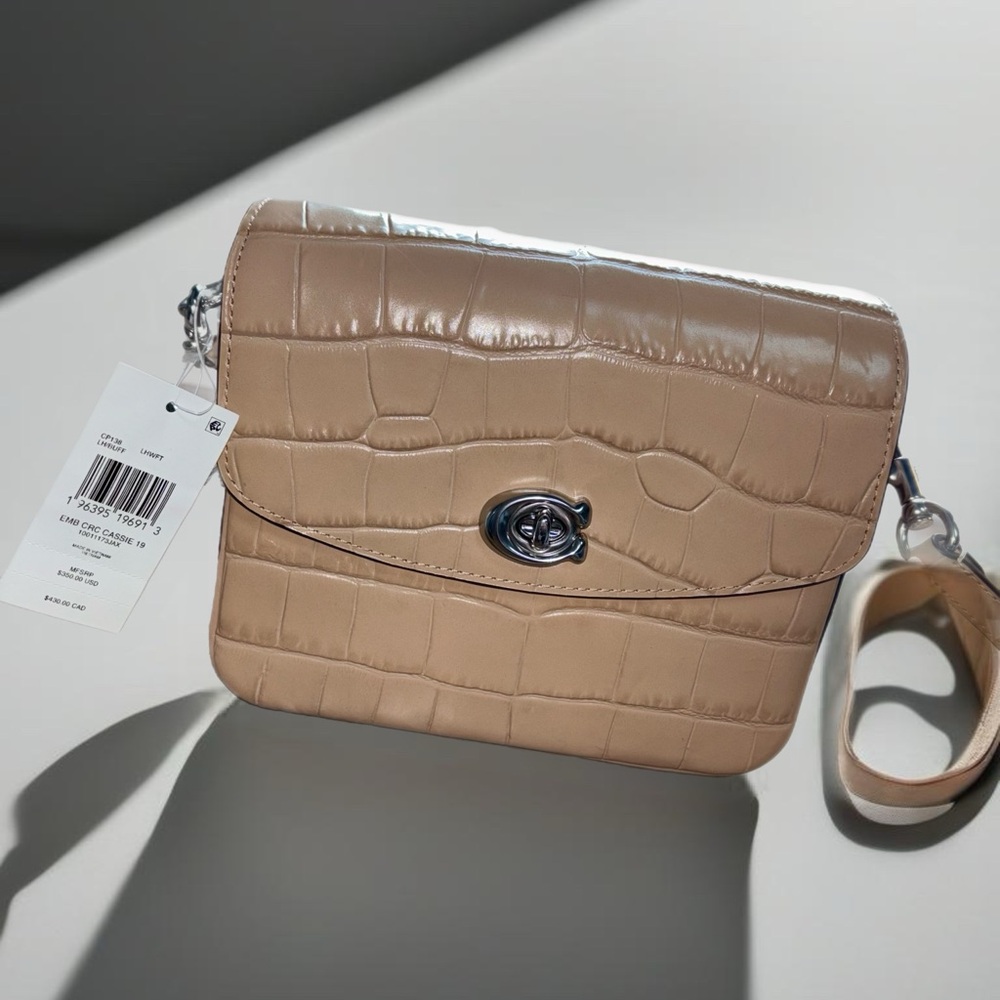Elegant Tan Crossbody Bag